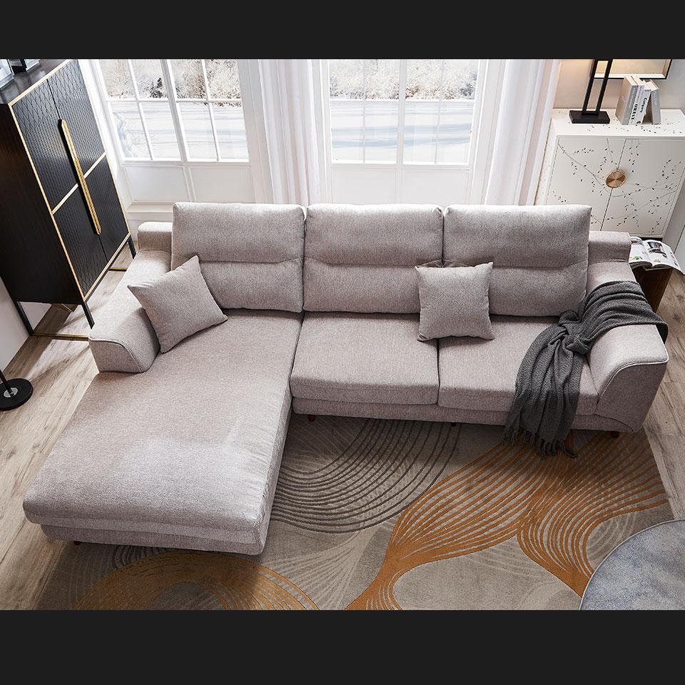 優雅的L型沙發，簡約中流露北歐無印風，適合各種居家裝潢風格